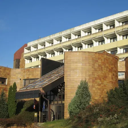 Retro Suza 2* براتسيلافا