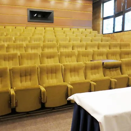 Retro Suza 2* براتسيلافا