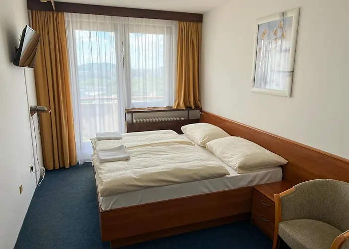 Retro Suza ホテル ブラチスラヴァ