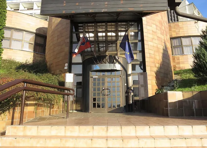 ホテル Retro Suza